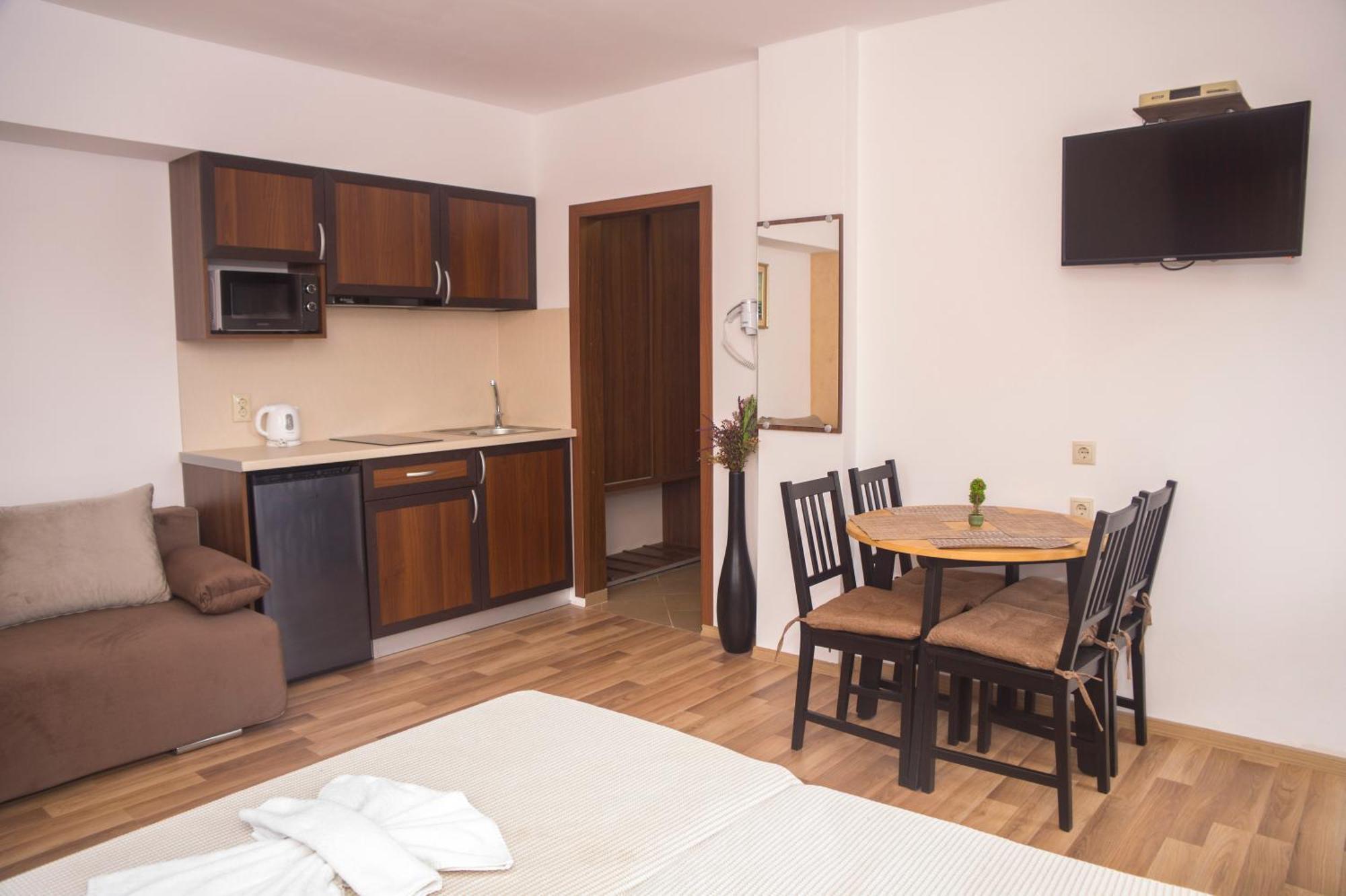 Chrystal Guest House Obzor Quarto foto