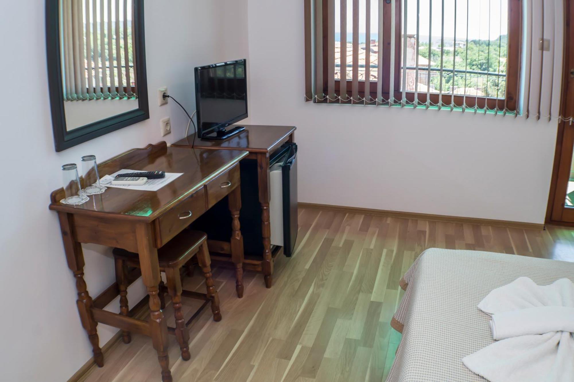 Chrystal Guest House Obzor Quarto foto